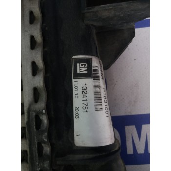 Recambio de intercooler para opel insignia berlina 2.0 16v cdti referencia OEM IAM 13241751  