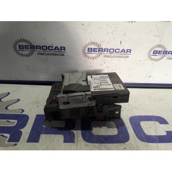 Recambio de caja reles / fusibles para renault espace iv (jk0) 2.2 dci turbodiesel referencia OEM IAM 8200401258  