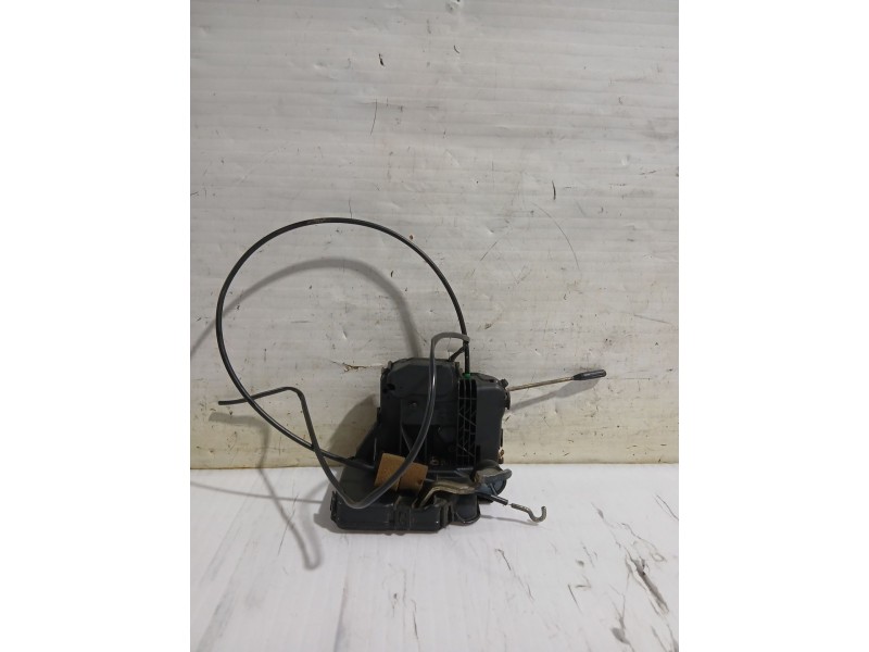 Recambio de cerradura puerta delantera derecha para mercedes-benz clk (c209) clk 240 (209.361) referencia OEM IAM 4133113511  