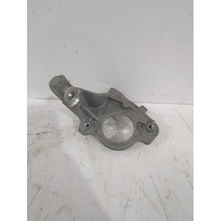 Recambio de soporte transmision para peugeot rifter 1.5 bluehdi 100 referencia OEM IAM 9801017180  