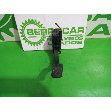 Recambio de pedal acelerador para audi a6 berlina (4f2) 2.4 referencia OEM IAM 4F1721523A  