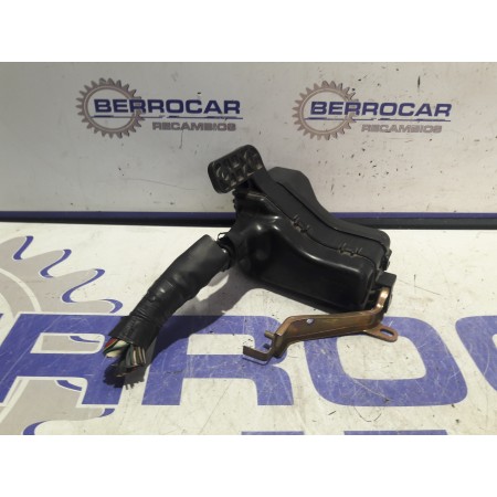 Recambio de caja reles / fusibles para toyota corolla (e12) 1.4 turbodiesel cat referencia OEM IAM 9008087030  