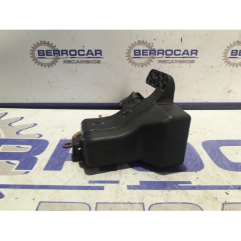 Recambio de caja reles / fusibles para toyota corolla (e12) 1.4 turbodiesel cat referencia OEM IAM 9008087030  