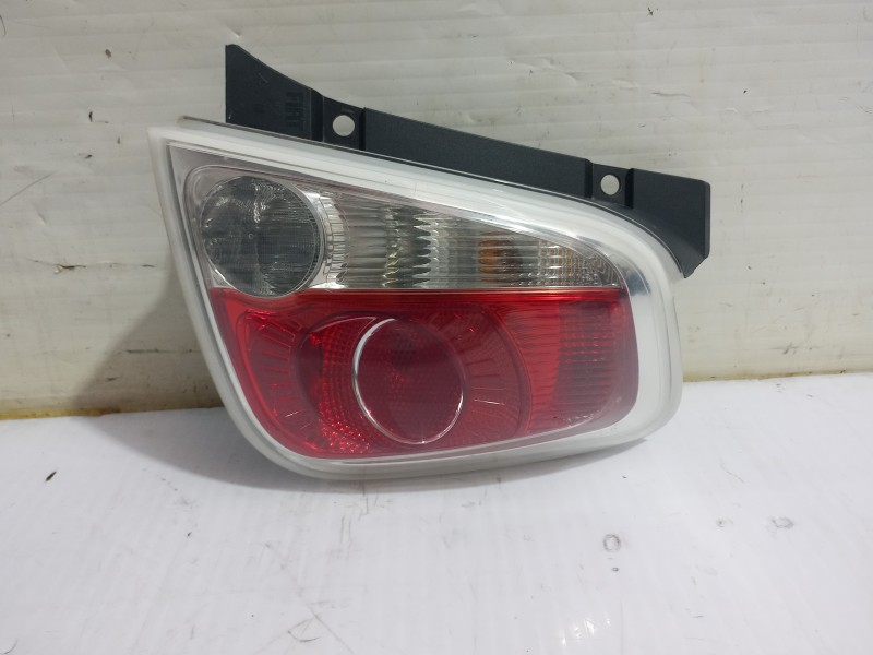 Recambio de piloto trasero derecho para fiat 500 cabrio (150) aniversario referencia OEM IAM 51787493  