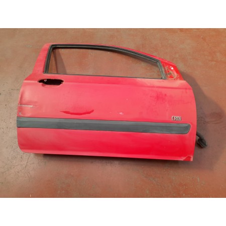 Recambio de puerta delantera derecha para hyundai getz (tb) 1.5 crdi cat referencia OEM IAM DAÑADA!! 76004-1C221  