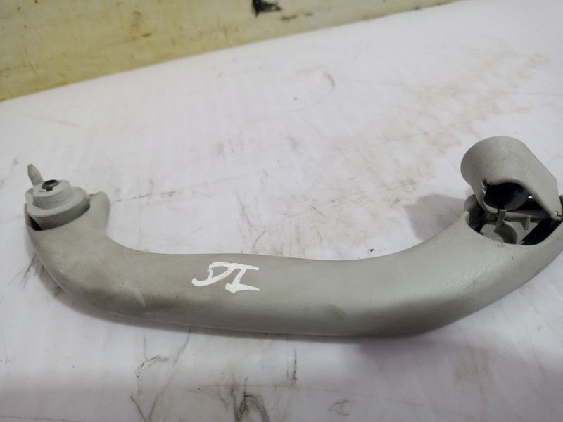 Recambio de asidero techo delantero izquierdo para volkswagen passat berlina (3b3) advance referencia OEM IAM 3B0857607AY20  