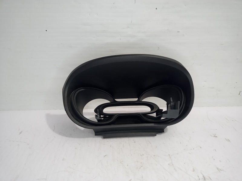 Recambio de moldura para renault trafic furgón l1h1 2,7t referencia OEM IAM 681010993R  