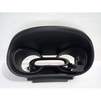 Recambio de moldura para renault trafic furgón l1h1 2,7t referencia OEM IAM 681010993R  