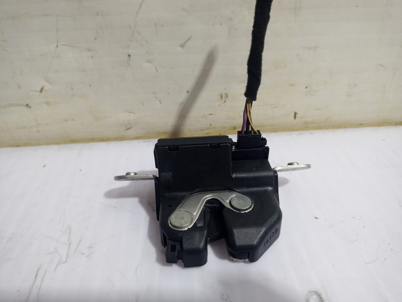 Recambio de cerradura maletero / porton para fiat 500 cabrio (150) aniversario referencia OEM IAM 55701971  