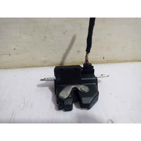 Recambio de cerradura maletero / porton para fiat 500 cabrio (150) aniversario referencia OEM IAM 55701971  