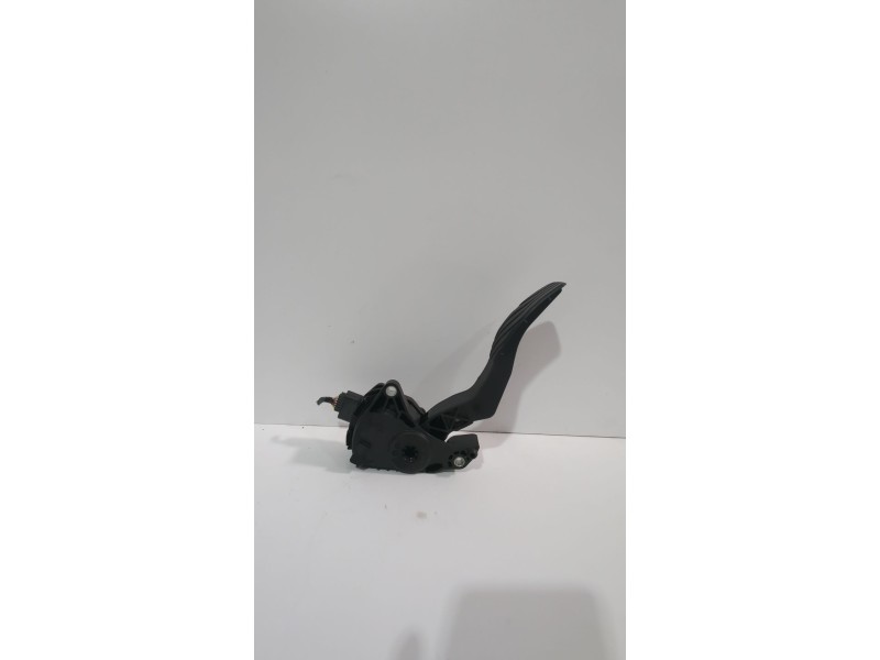 Recambio de pedal acelerador para nissan qashqai ii (j11, j11_) 1.5 dci referencia OEM IAM 180024BA1B  