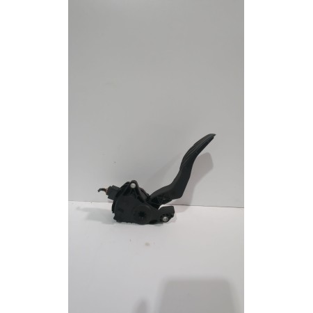 Recambio de pedal acelerador para nissan qashqai ii (j11, j11_) 1.5 dci referencia OEM IAM 180024BA1B  