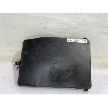 Recambio de caja reles / fusibles para renault scenic ii authentique referencia OEM IAM 8200606824  