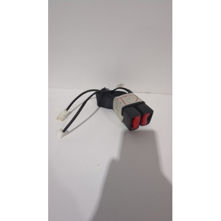 Recambio de enganche cinturon trasero derecho para nissan qashqai ii (j11, j11_) 1.5 dci referencia OEM IAM 888524EA5A  