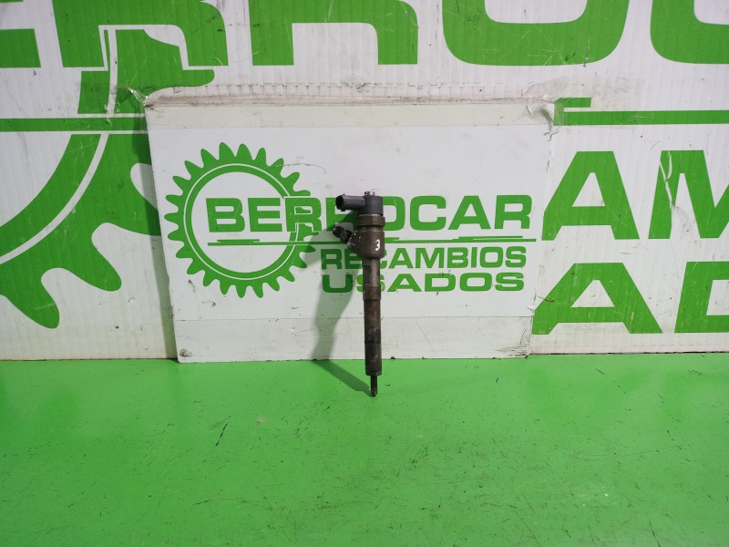 Recambio de inyector para fiat 500 cabrio (150) lounge referencia OEM IAM 0445110351  