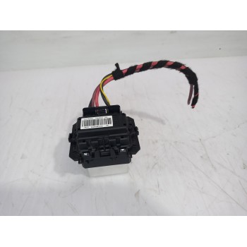 Recambio de resistencia calefaccion para renault trafic furgón l1h1 2,7t referencia OEM IAM T1031332XB  