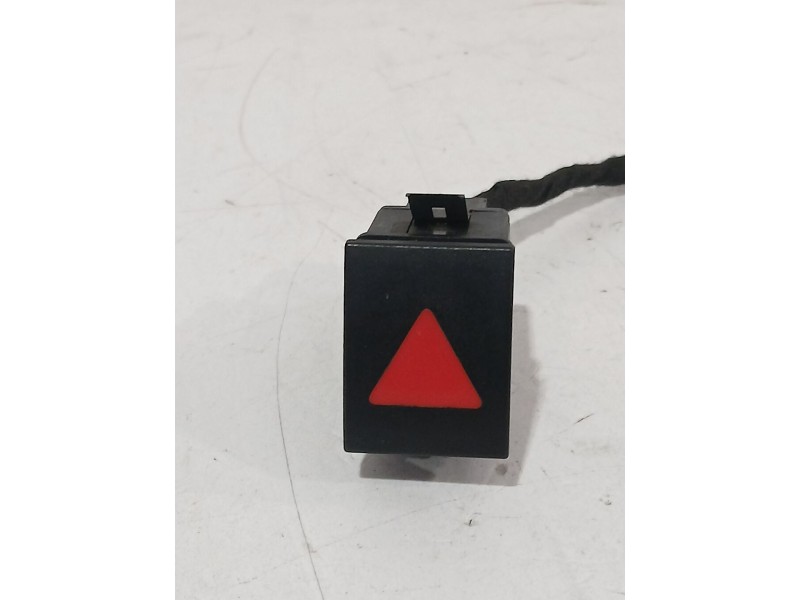 Recambio de warning para volkswagen polo iv (9n_, 9a_) 1.9 sdi referencia OEM IAM 6Q0953235A  