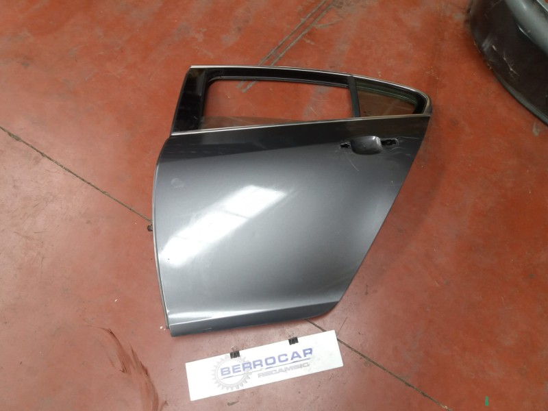 Recambio de puerta trasera izquierda para opel insignia berlina 2.0 16v cdti referencia OEM IAM PUERTA DESNUDA  