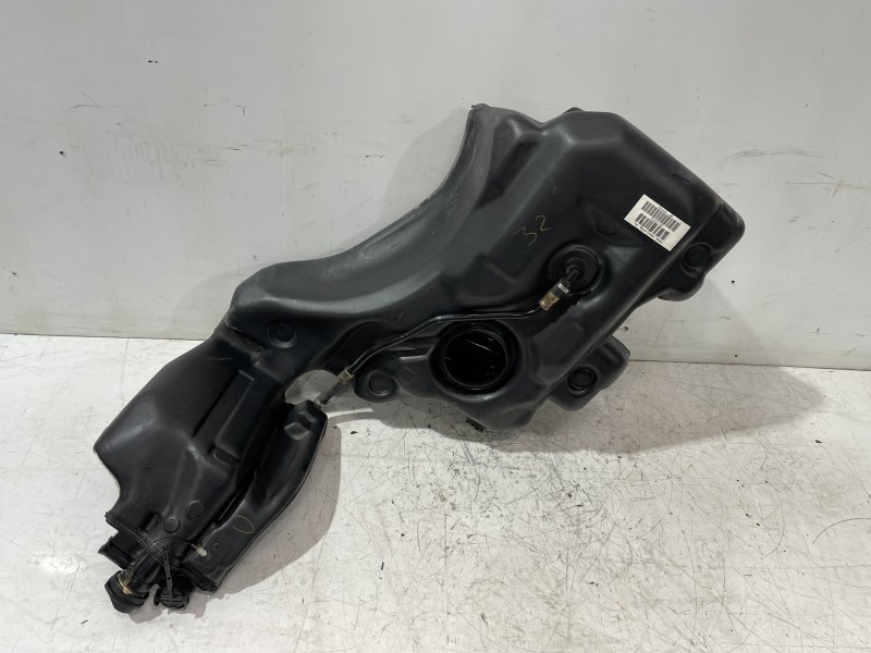 Recambio de deposito combustible para volkswagen passat berlina (3b3) advance referencia OEM IAM 380201085  