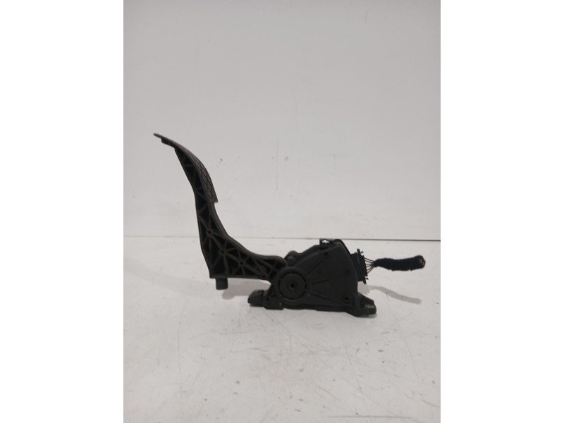 Recambio de pedal acelerador para volkswagen polo iv (9n_, 9a_) 1.9 sdi referencia OEM IAM 6Q1721503B  