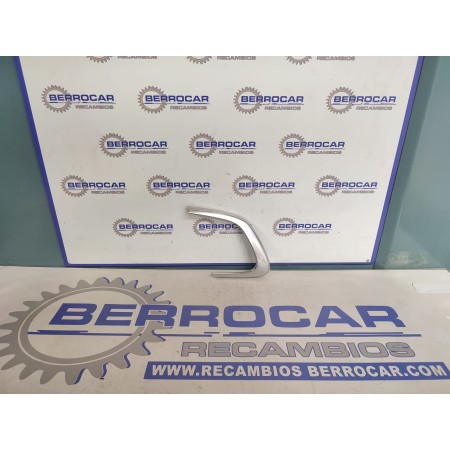 Recambio de moldura interior para opel insignia berlina 2.0 16v cdti referencia OEM IAM 13222209  