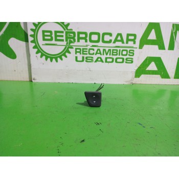 MANDO ELEVALUNAS DELANTERO DERECHO E30500 