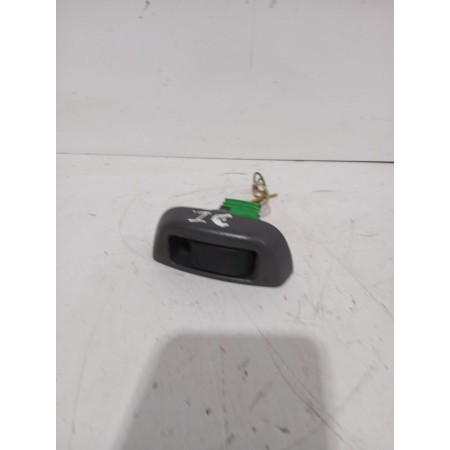 Recambio de mando elevalunas delantero izquierdo para citroën c1 (pm_, pn_) 1.4 hdi referencia OEM IAM 6554KZ  