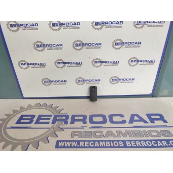 Recambio de mando elevalunas delantero derecho para opel insignia berlina 2.0 16v cdti referencia OEM IAM 13222229  