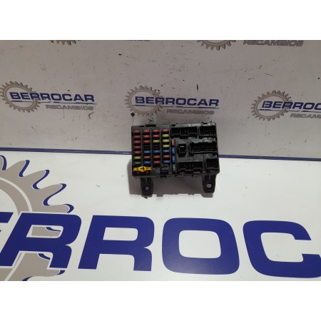 Recambio de caja reles / fusibles para hyundai getz (tb) 1.5 crdi cat referencia OEM IAM 911981C001  