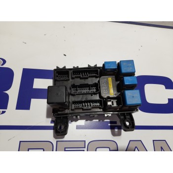 Recambio de caja reles / fusibles para hyundai getz (tb) 1.5 crdi cat referencia OEM IAM 911981C001  