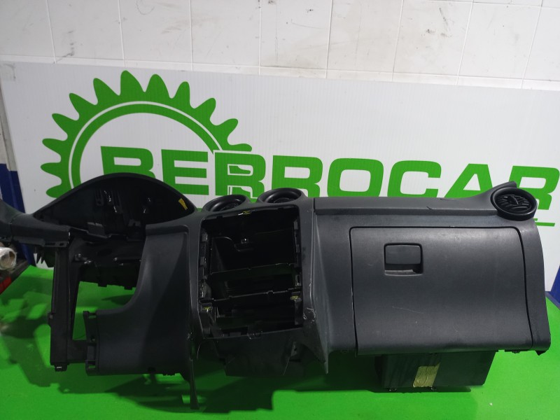 Recambio de salpicadero para seat ibiza (6l1) 1.9 sdi referencia OEM IAM 6L1857255B  