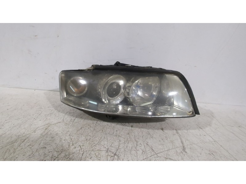 Recambio de faro derecho para audi a4 b6 (8e2) 1.9 tdi referencia OEM IAM 8E0941030C  