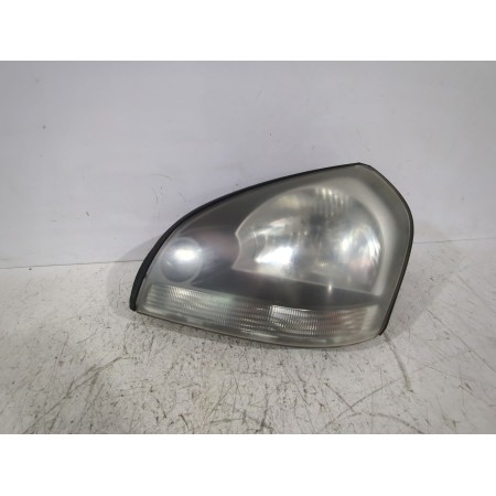 Recambio de faro izquierdo para hyundai tucson (jm) 2.0 crdi referencia OEM IAM 921032E020  