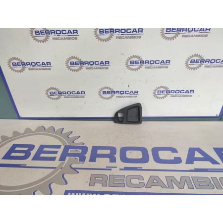 Recambio de moldura interior para opel insignia berlina 2.0 16v cdti referencia OEM IAM 13273681  