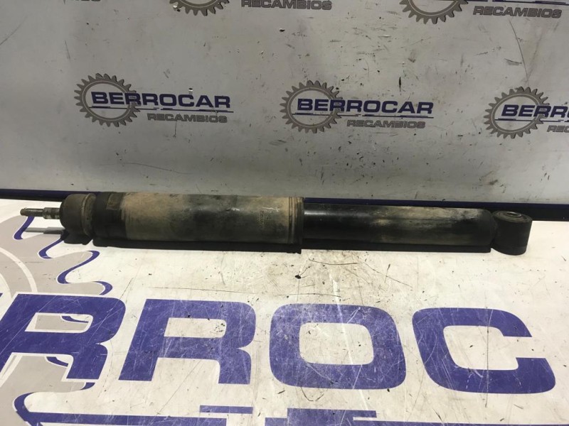 Recambio de amortiguador trasero izquierdo para ssangyong kyron 2.0 referencia OEM IAM 4531009502  