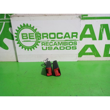 Recambio de enganche cinturon trasero central para volkswagen golf vi (5k1) advance referencia OEM IAM 1K0857739M  
