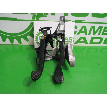 Recambio de pedalera para audi a6 berlina (4f2) 2.4 referencia OEM IAM 4F1721117A  