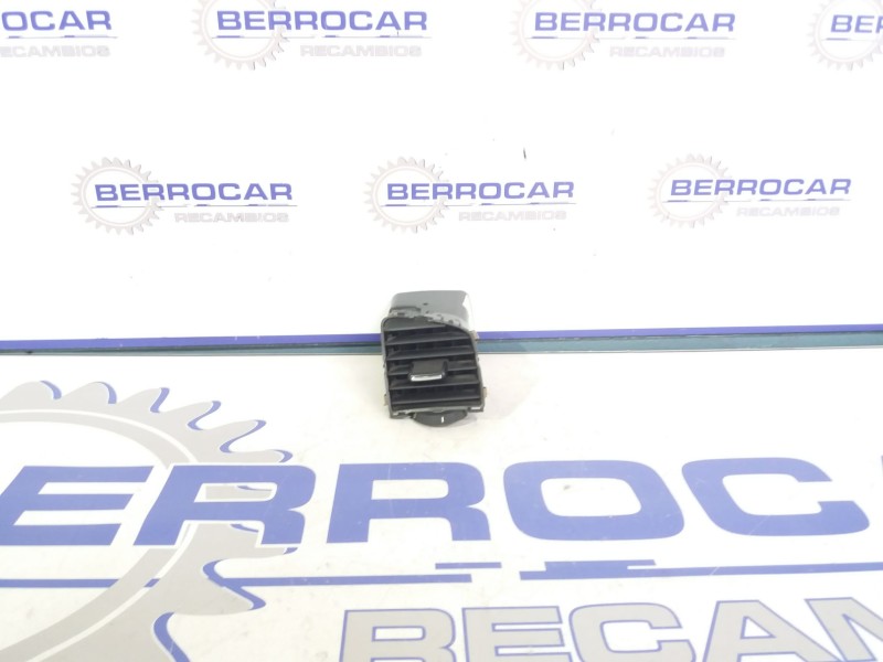 Recambio de aireadores para opel insignia berlina 2.0 16v cdti referencia OEM IAM 13321921  