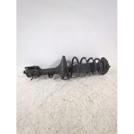 Recambio de amortiguador trasero derecho para hyundai tucson (jm) 2.0 crdi referencia OEM IAM 553612E501  