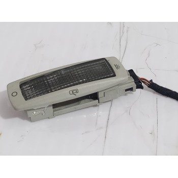 LUZ INTERIOR 3B0947291 