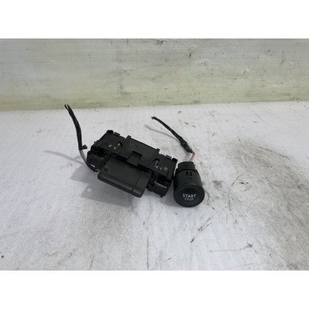 Recambio de conmutador de arranque para renault scenic ii authentique referencia OEM IAM 8200125077  