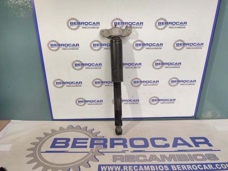 Recambio de amortiguador trasero derecho para opel insignia berlina 2.0 16v cdti referencia OEM IAM 3114403  