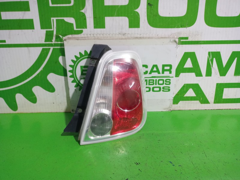 Recambio de piloto trasero derecho para fiat 500 cabrio (150) lounge referencia OEM IAM 51885544  