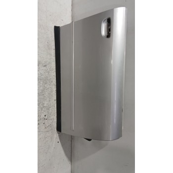 PUERTA DELANTERA DERECHA 8E0831052 