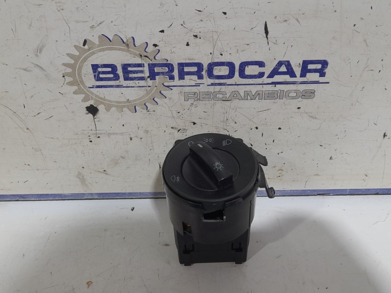 Recambio de mando luces para volkswagen polo (9n3) 1.4 tdi referencia OEM IAM 6Q0941531  