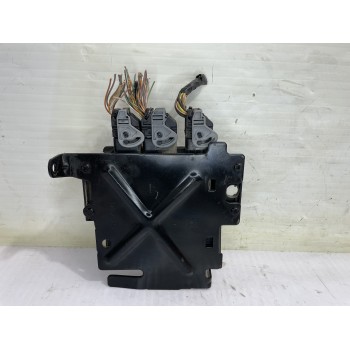 Recambio de centralita motor uce para renault scenic ii authentique referencia OEM IAM 8200399038  