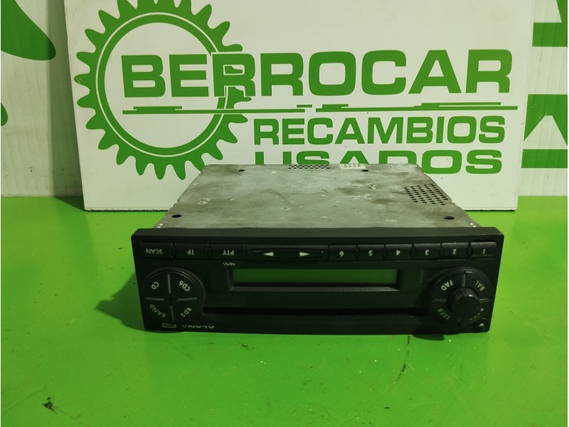 Recambio de sistema audio / radio cd para seat ibiza (6l1) 1.9 sdi referencia OEM IAM 6L0035186C  