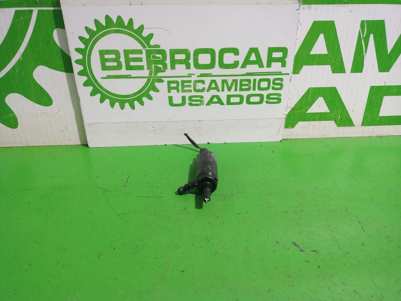 Recambio de bomba limpia para volkswagen golf vi (5k1) advance referencia OEM IAM 3B7955681  