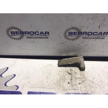 Recambio de soporte bomba inyeccion para ssangyong kyron 2.0 referencia OEM IAM A6650760135  