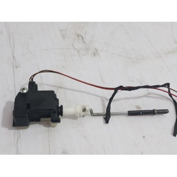 MOTOR TAPA COMBUSTIBLE 3B0959782 